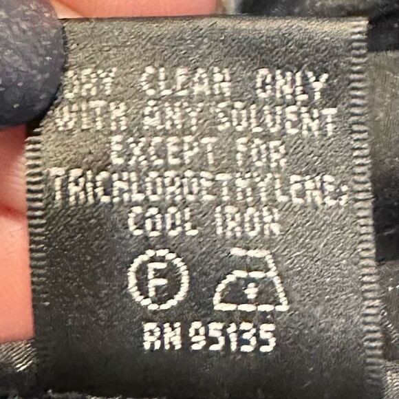 Lafayette 148 New York Blazer - Picture 5 of 5